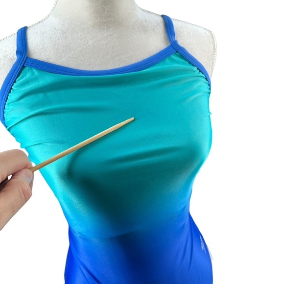 Speedo Women’x 12/38 Blue Ombre one Piece Swimsuit Swim Powerflex Eco Beach Pool - Picture 7 of 16